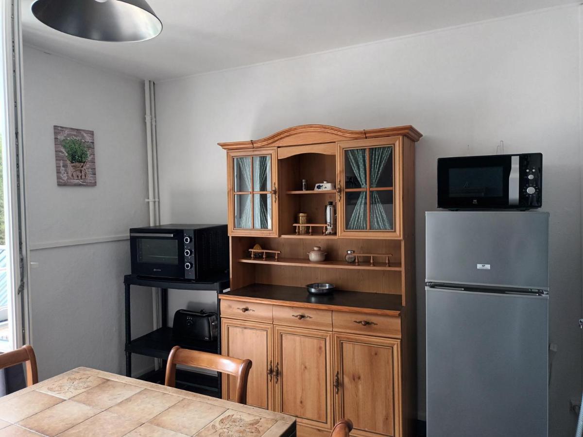 Appartement Chaleureux De 82M2 Proche De Vulcania Pontaumur 외부 사진