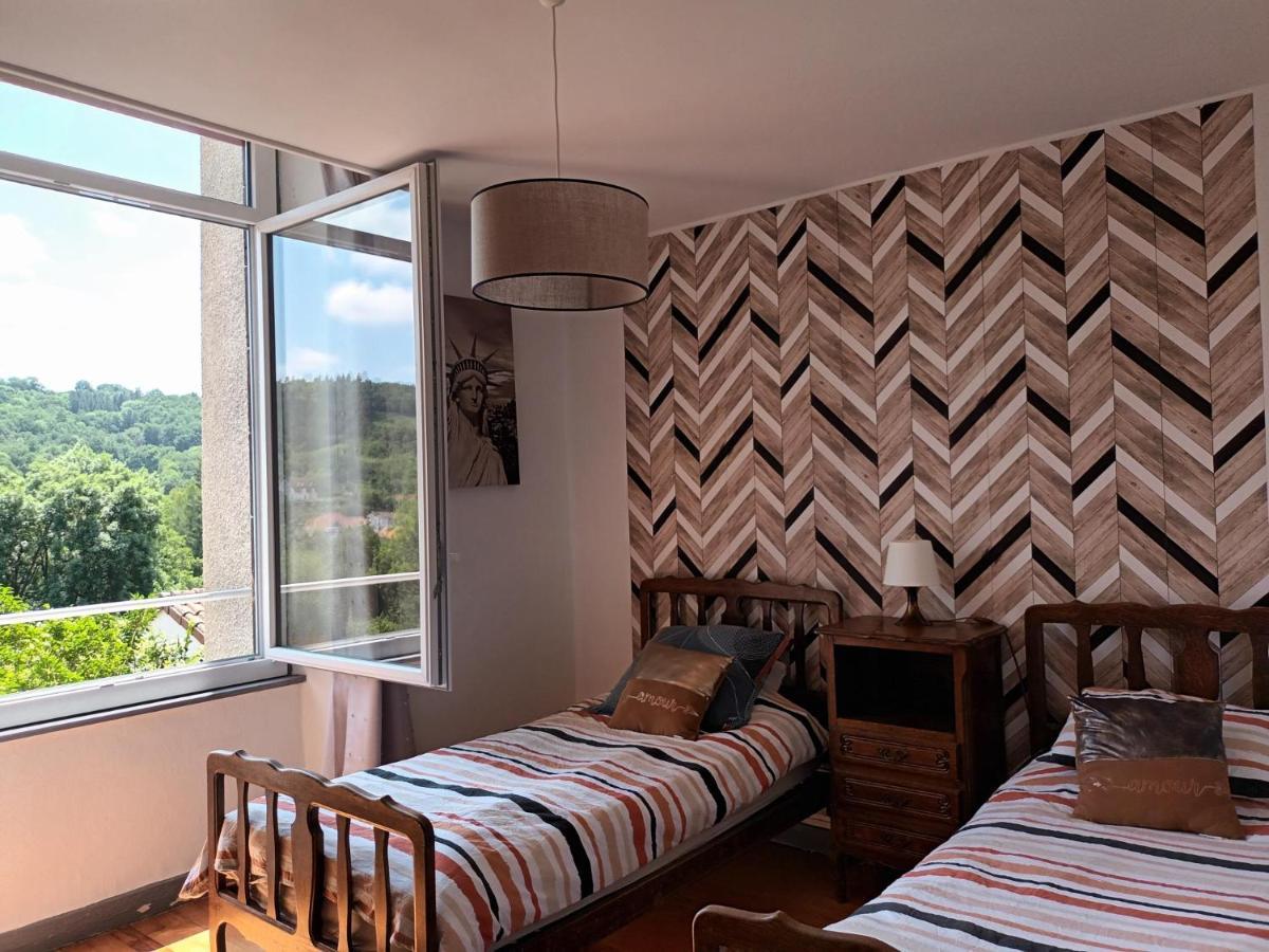 Appartement Chaleureux De 82M2 Proche De Vulcania Pontaumur 외부 사진